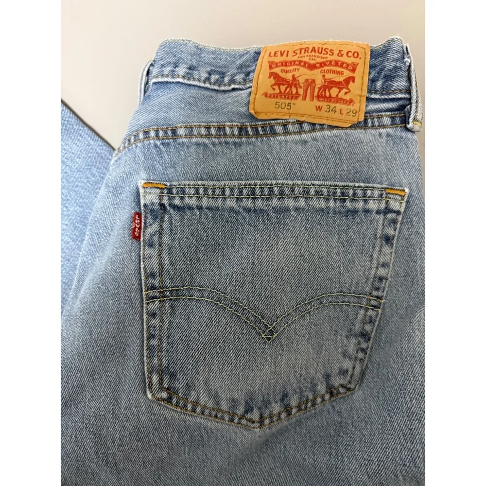 Levis 505 Regular Fit Straight Leg Light Wash Denim Jeans Mens 34x29 Blue